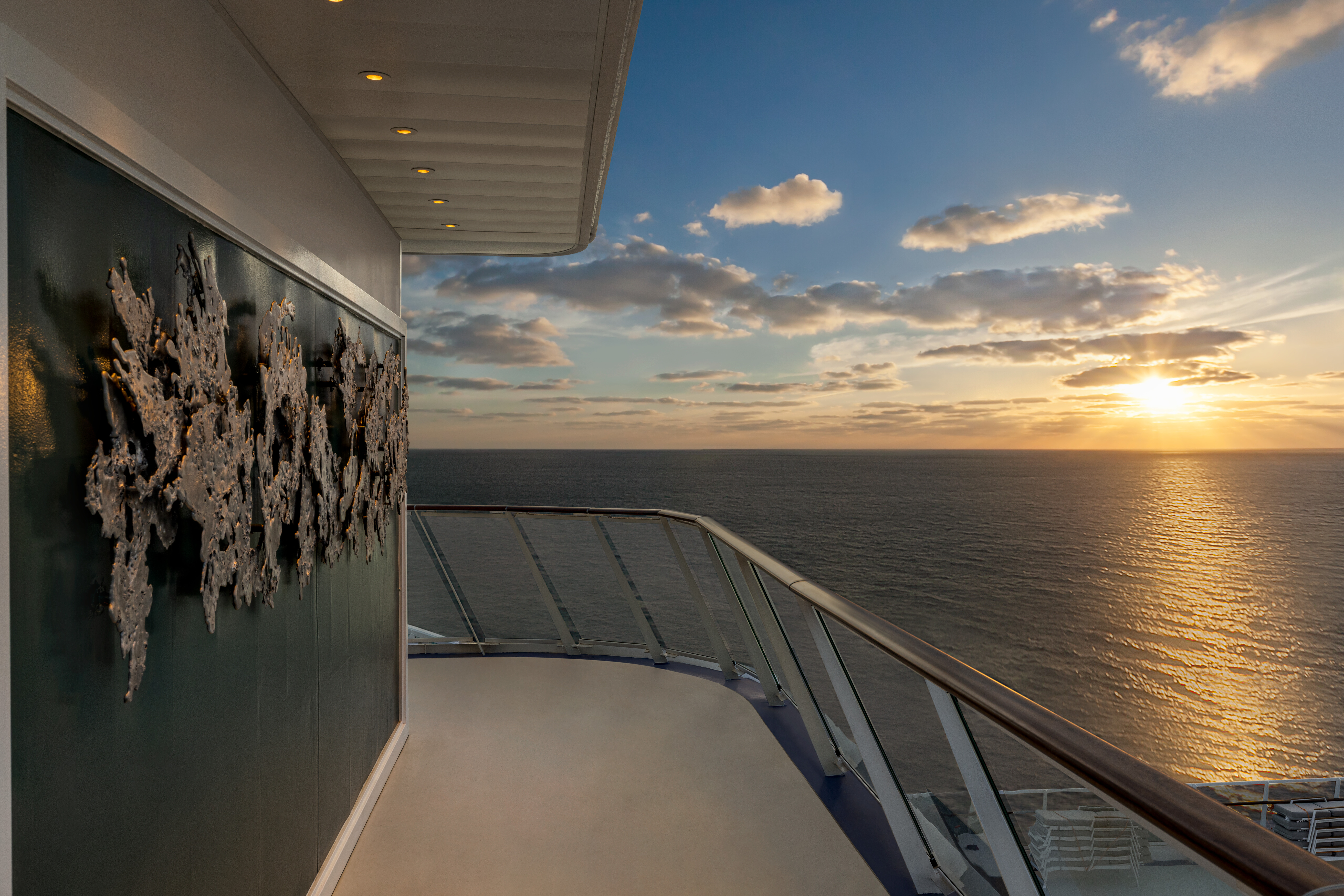 Oceania Allura - Pool Deck